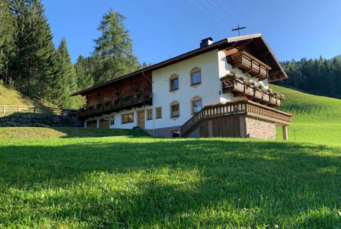 Das Landblick Sillian Esterno foto